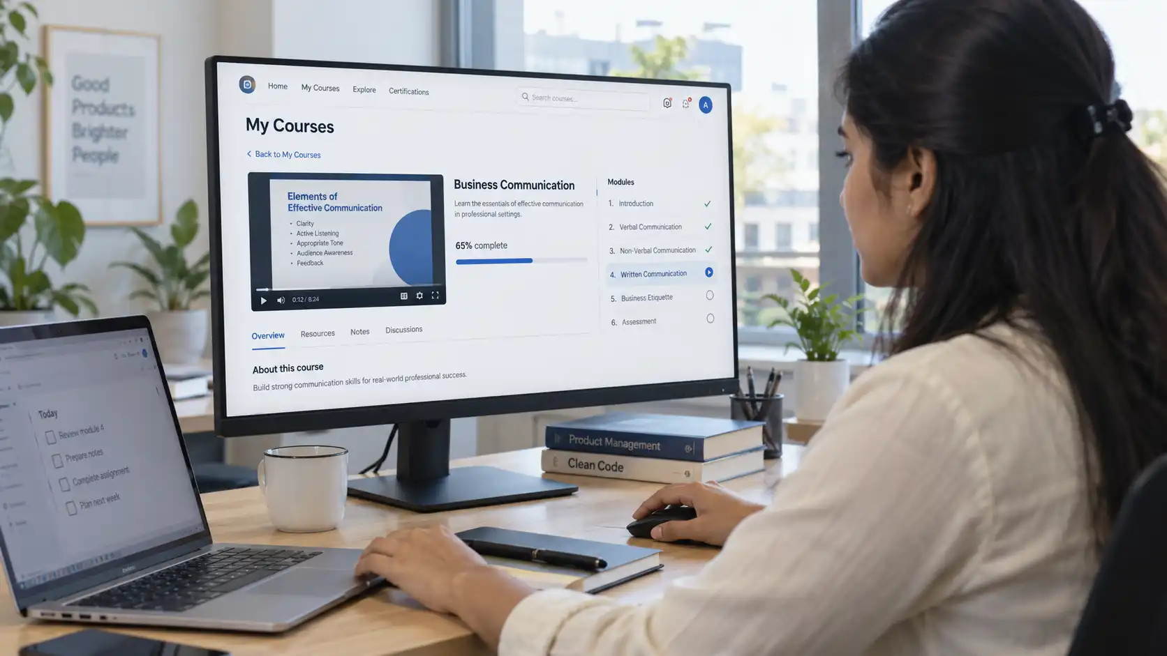 Learning and course platforms illustration
